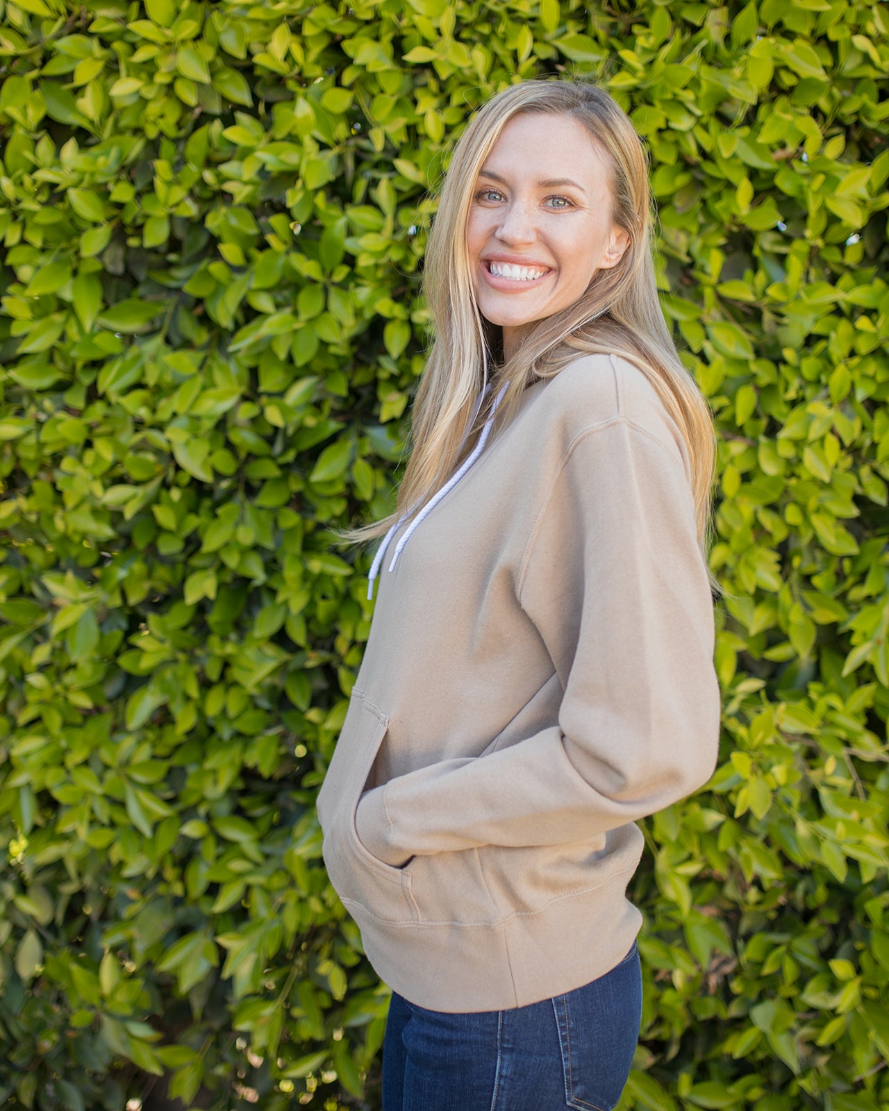 Unisex Lightweight Fitted Hooded Pullover Sweatshirt